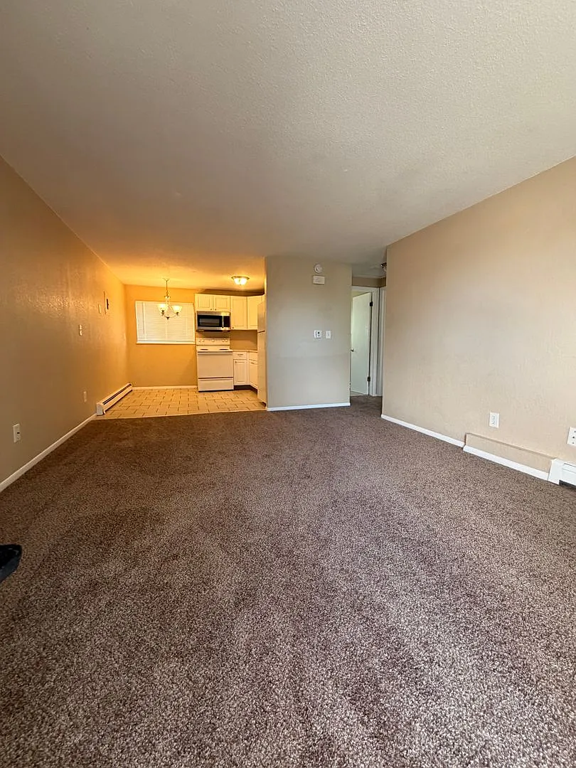 $600 off first months rent/ 2 bed 1 bath apartment near Ft Carson — Photo 3