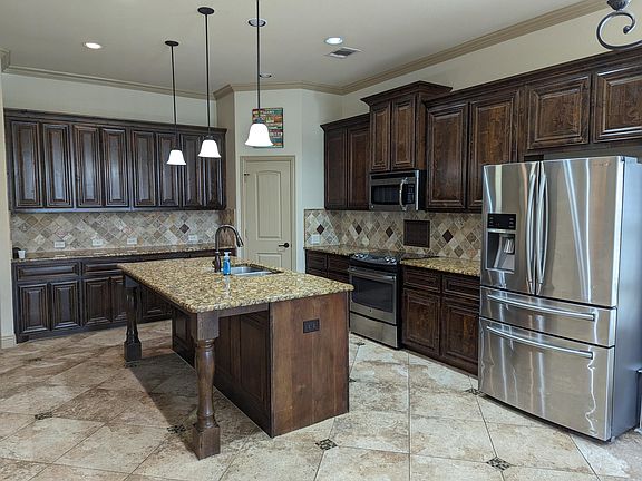 2nd image of 347 Quarry Ln