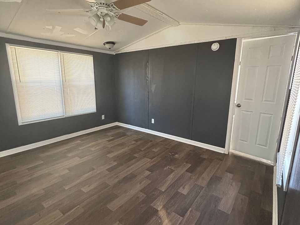 1st image of 201 Corbett St #19