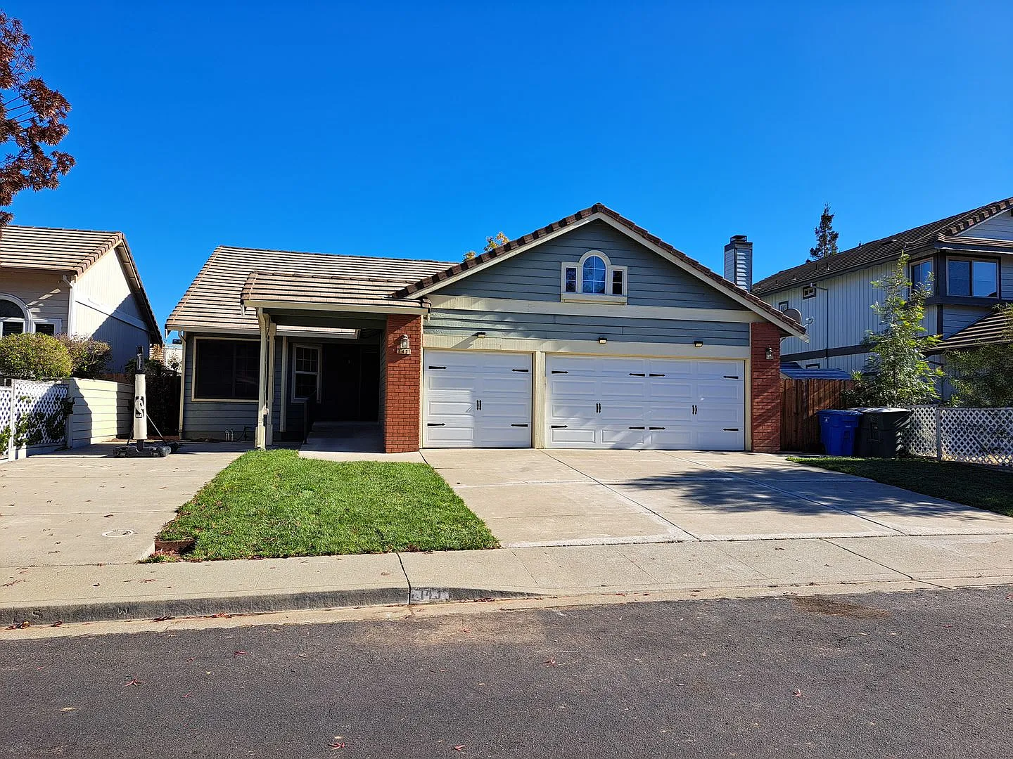 Gorgeous 4 Bedroom/2 Bath Home in Vacaville — Photo 1