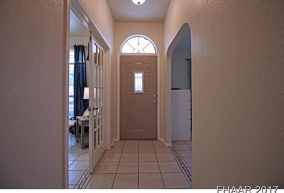 3rd image of 4408 Oak Vista Cir