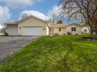 6162 Nimtz Rd, Loves Park, IL 61111