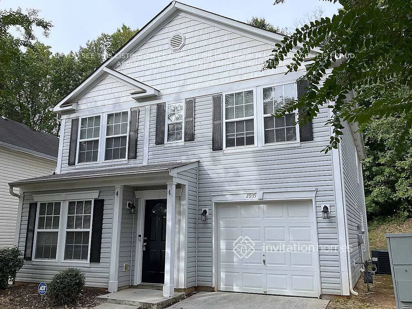 2935 Meadow Knoll Dr Charlotte, NC 28269 — Photo 4