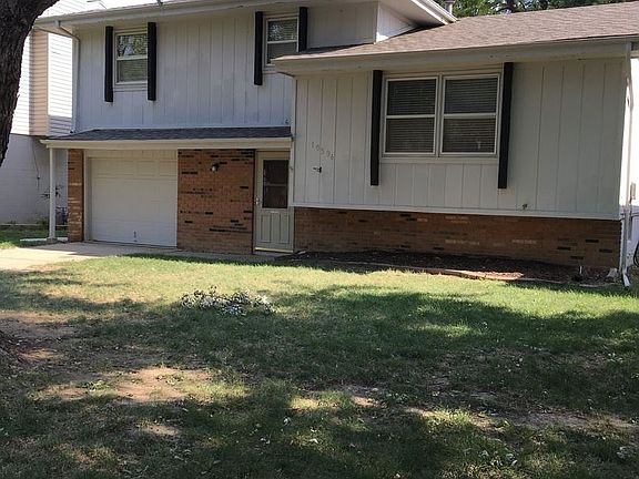 2nd image of 10506 Laurel Ave