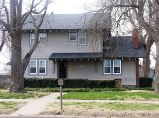 720 W 2nd St, Liberal, KS 67901