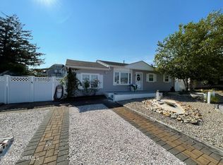 47 Wilkins Rd, Toms River, NJ 08753
