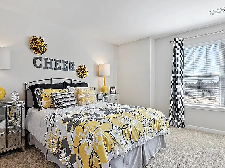 325 Tolbert Dr — Photo 17