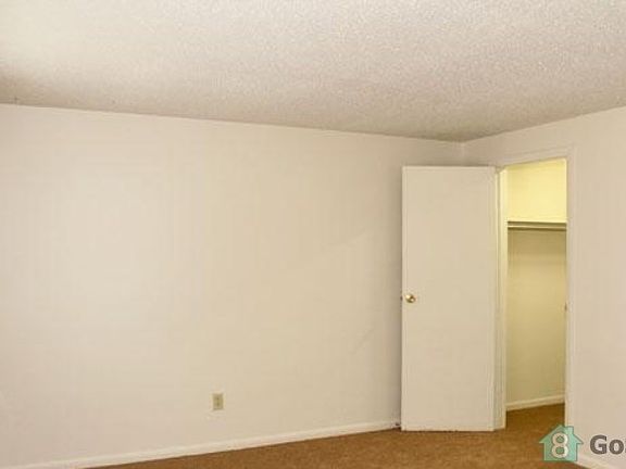 5th image of 3260 E 7th Ave APT A