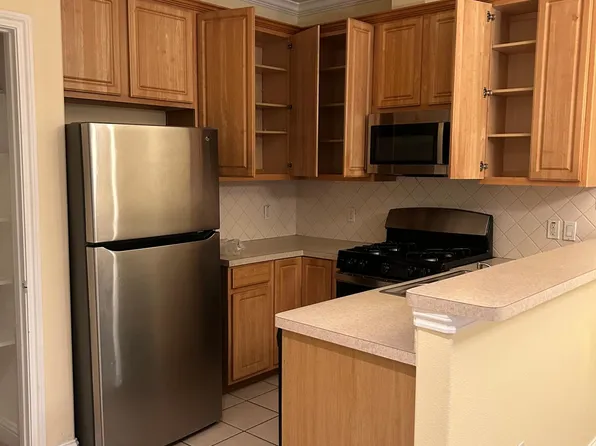 134 Seva Ct, Irving, TX 75061