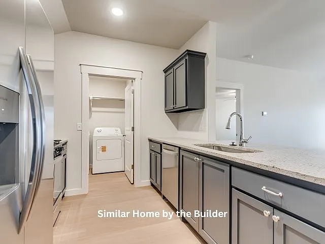1616 Highland Loop — Photo 14