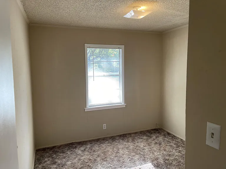 3481 N State Highway 19 — Photo 3