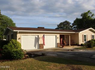2342 N Lakeview Drive, Newport, NC 28570