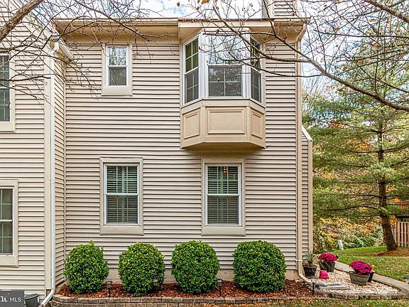 5th image of 3856 Marquis Pl