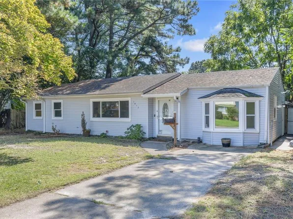 3073 Pewter Rd, Virginia Beach, VA 23452