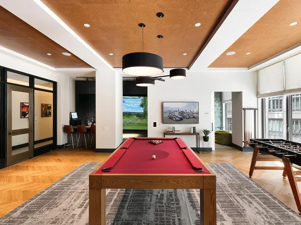 7 West 21st Street image 16 of 24