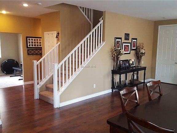 4th image of 597 Caribbean Palm Dr