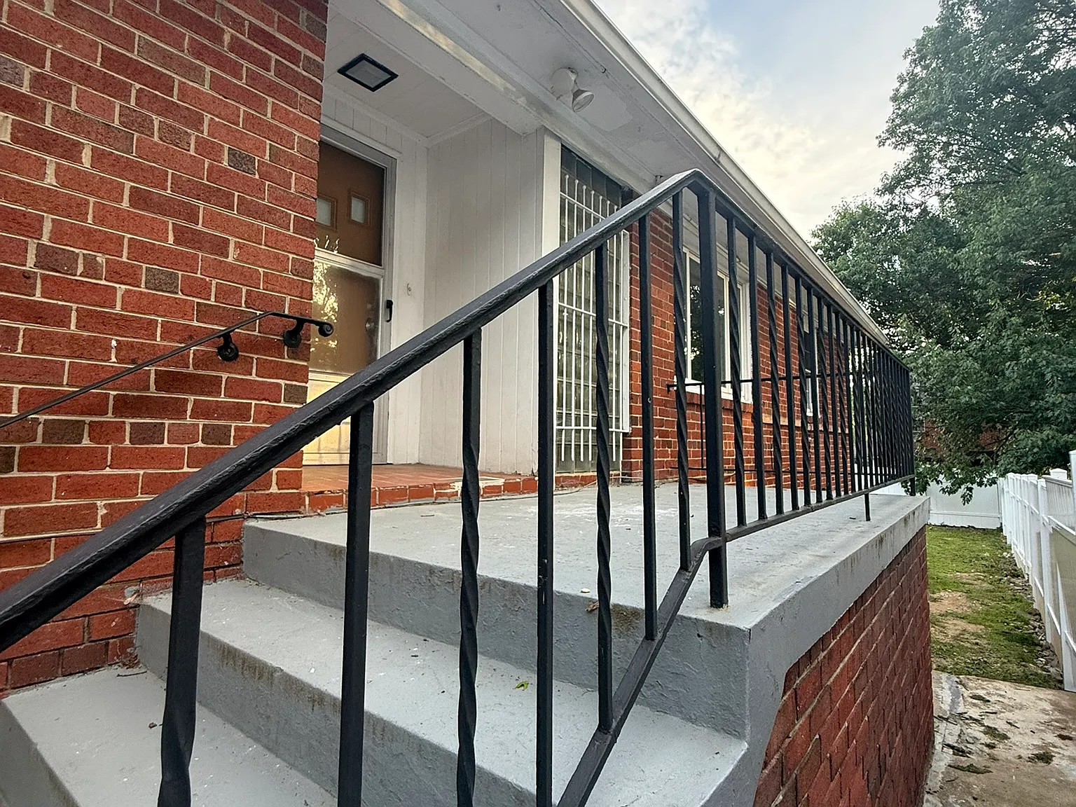 5 bed, 3366 sqft, $5,000 — Photo 4