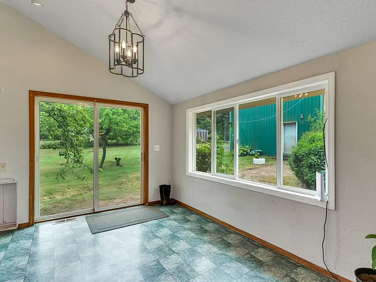 3194 Crooked Finger Rd NE — Photo 9