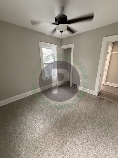 15619 School Ave — Photo 13