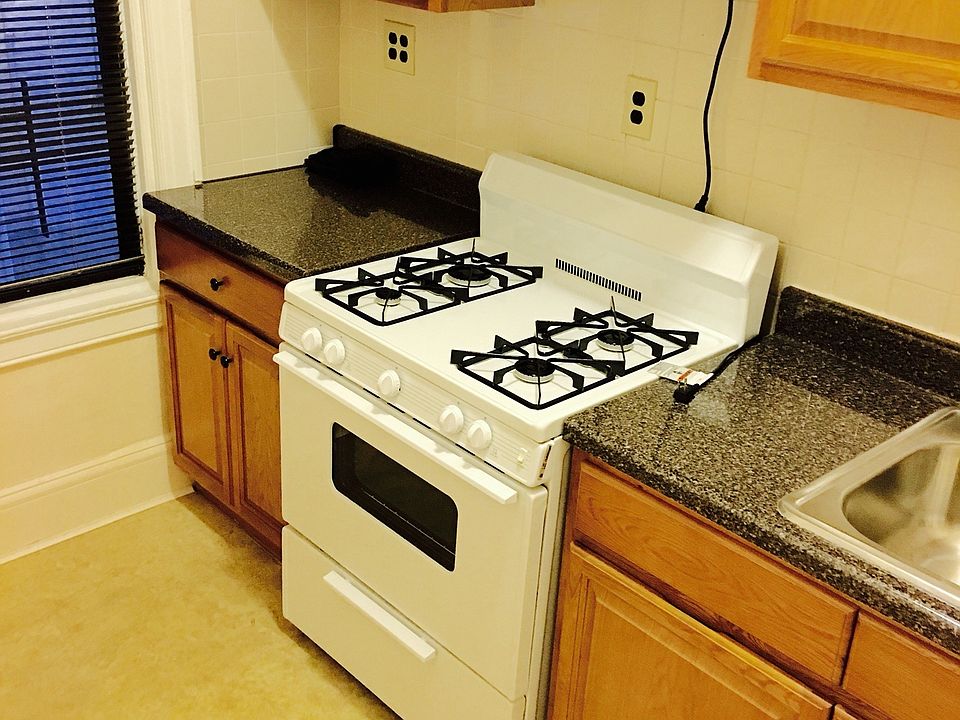 1st image of 3133 47th St #1