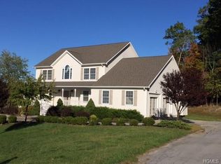 32 Highland View Pl, Middletown, NY 10940
