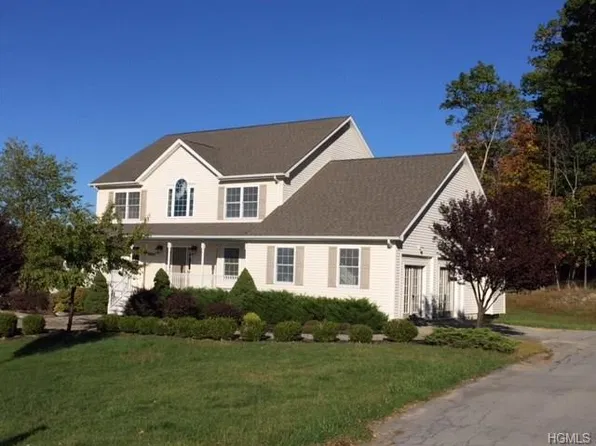 32 Highland View Pl, Middletown, NY 10940