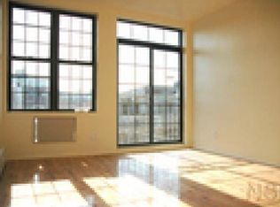 114 N 7th St, Brooklyn, NY 11249