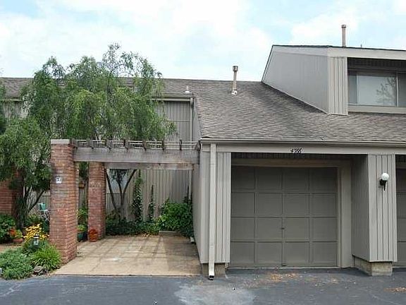 2nd image of 4766 Eagle Crest Dr