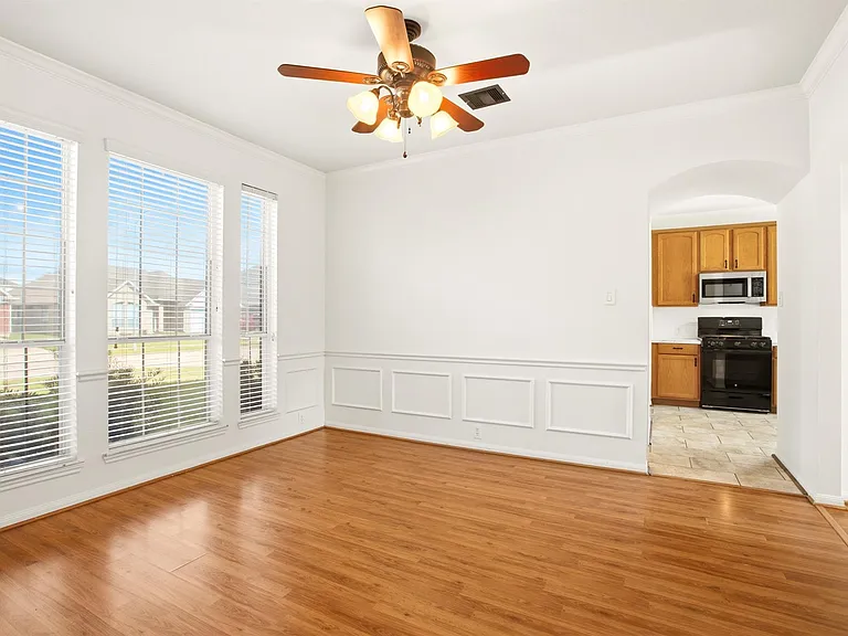 3906 Tigris Ridge Dr — Photo 3