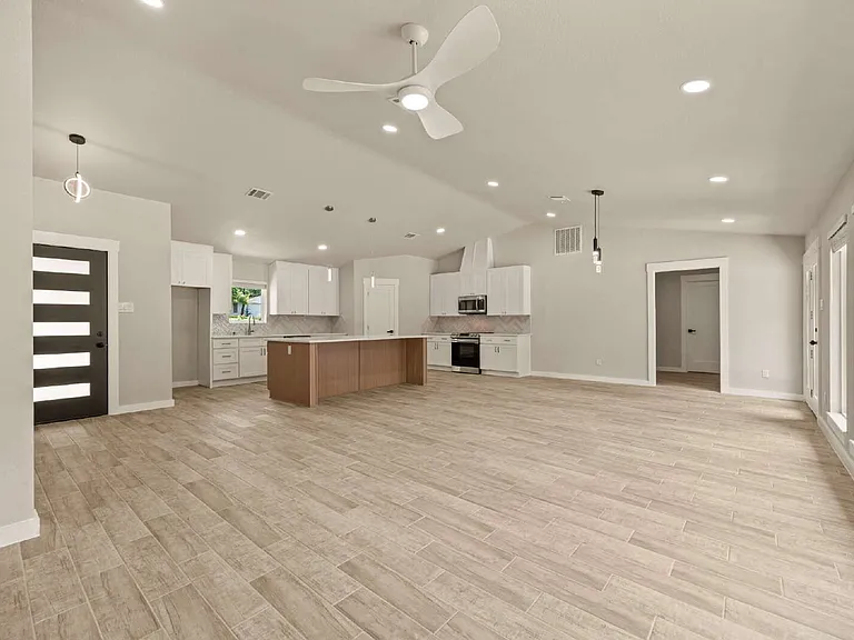7301 Jo Will St — Photo 15