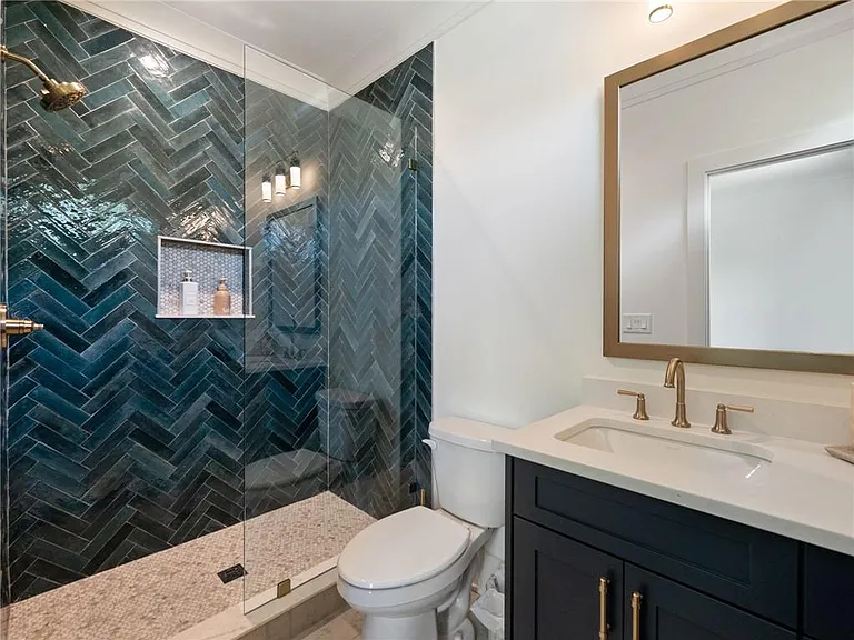 566 Versailles Dr — Photo 64