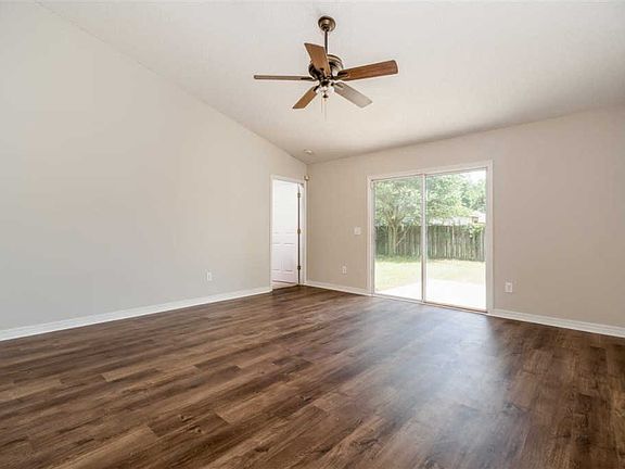 3rd image of 643 Saleta St