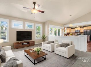 2763 E Deerhill Dr, Meridian, ID 83642