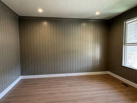 3rd image of 480 S 1400 W