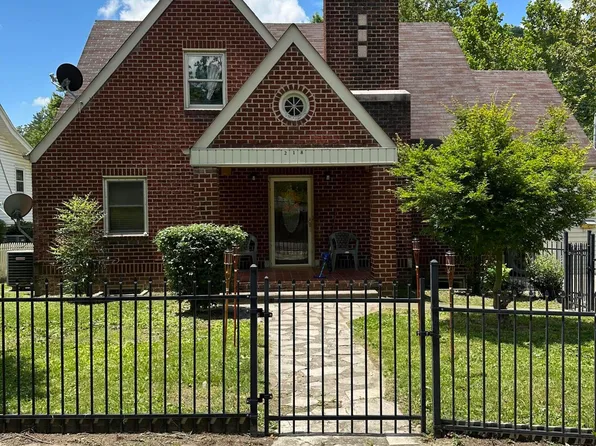 218 Spruce St, Appalachia, VA 24216