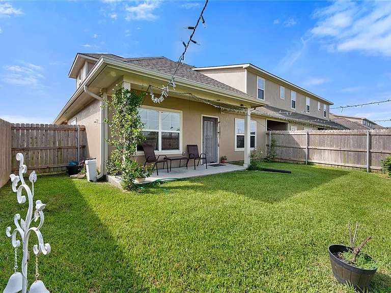 1619 Buena Vista Dr — Photo 21