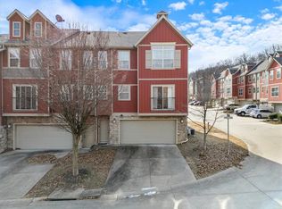 2875 W Redstone Dr, Fayetteville, AR 72704