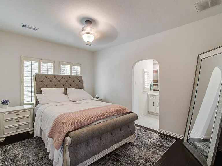 18807 Oriole Point Ct — Photo 32