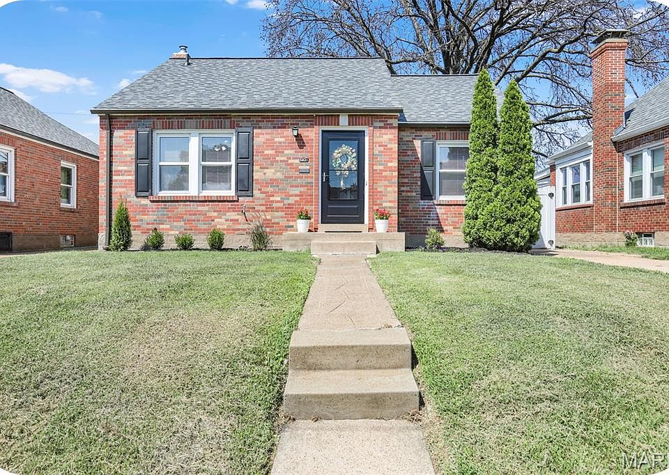 1st image of 5831 Rhodes Ave