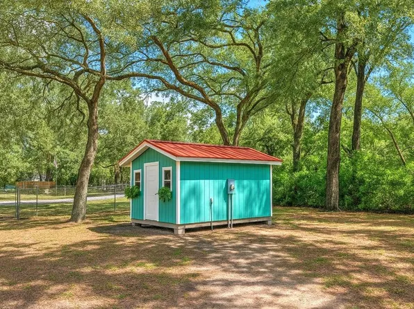 9 SE 914th St, Old Town, FL 32680