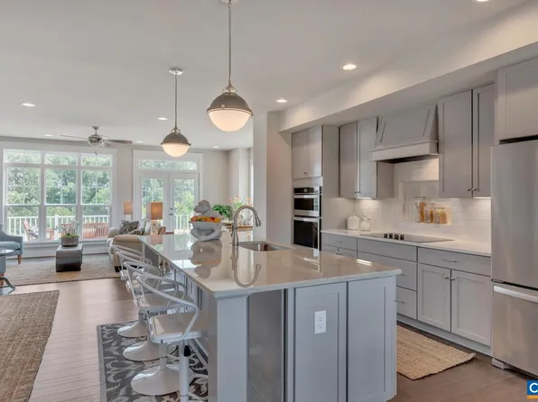 3488 Rowcross St, Crozet, VA 22932