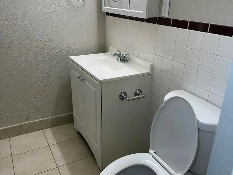 9519 Birmingham Dr — Photo 1