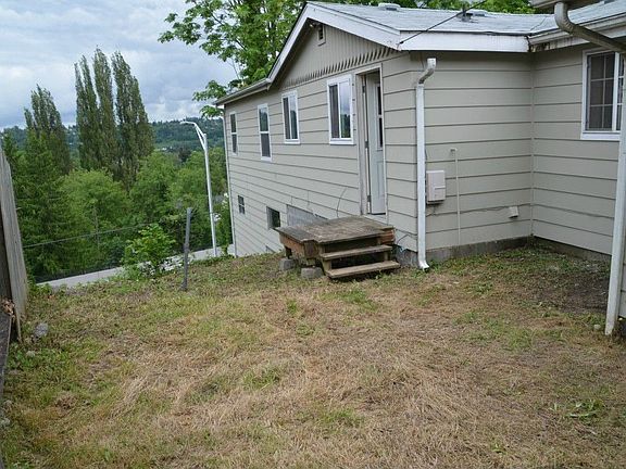 2nd image of 12933 33rd Pl S