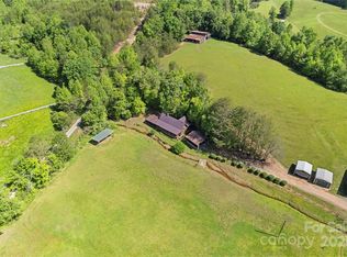 1154 Woodrow Pl, Lenoir, NC 28645