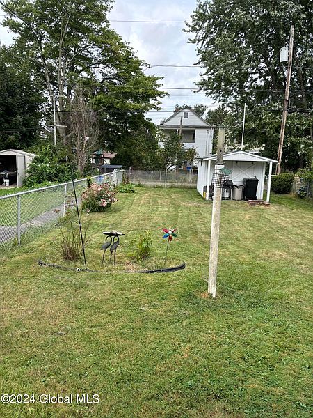 3rd image of 463 8th Avenue