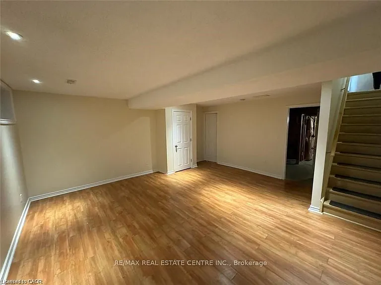 11 Sorrento St — Photo 23