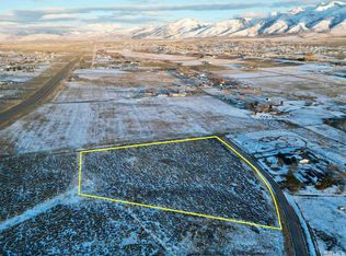 187 Flowing Wells Dr, Spring Creek, NV 89815