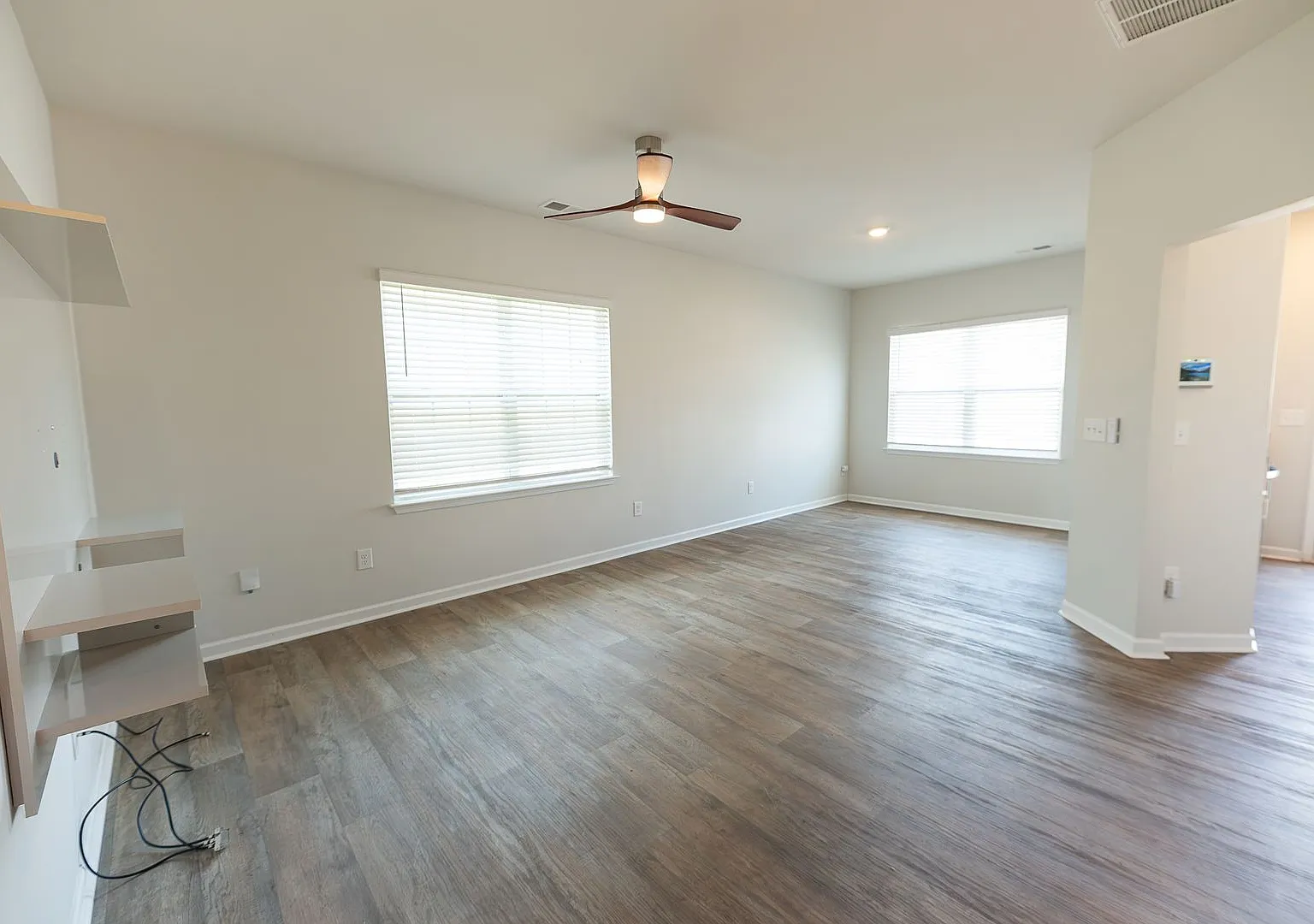 Like-new 3 bedroom 2.5 bathroom townhome in Reedy Fork & Settlers Landing North of Greensboro wit... — Photo 3