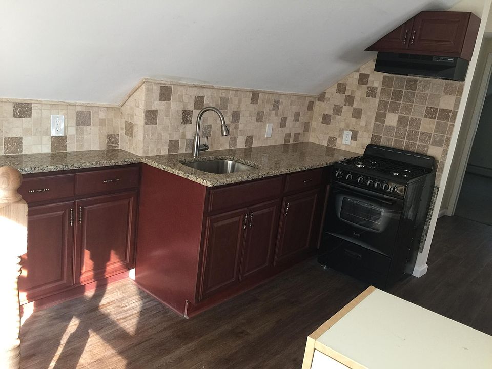 163 Packard Ave Wyckoff NJ Zillow