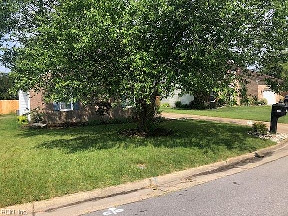 3rd image of 1809 Ellswood Ct